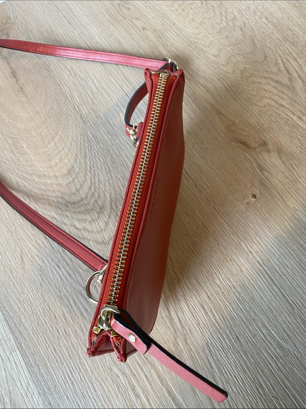LO & SONS Waverley 2 Small Red Leather Convertible Crossbody Belt Bag Wristlet - Picture 7 of 13